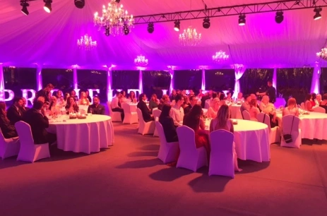 Sala konferencyjna Całoroczny Namiot Bankietowy w Pałac Rozalin Warszawa