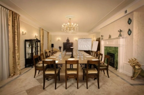 Sala konferencyjna Sala Kremowa w Dwór Many  Tarczyn