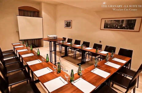 Sala konferencyjna Sala Ogrodowa w The Granary - La Suite Hotel Wroclaw City Center Wrocław