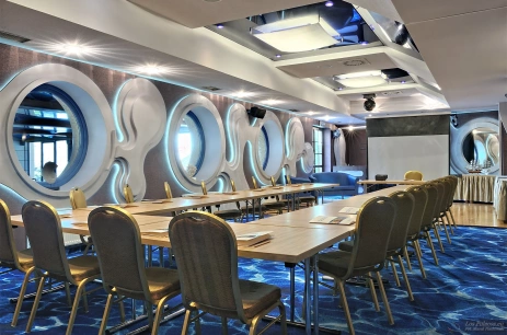 Sala konferencyjna Pub Oceanic w Centuria Hotel & Natural SPA Ogrodzieniec