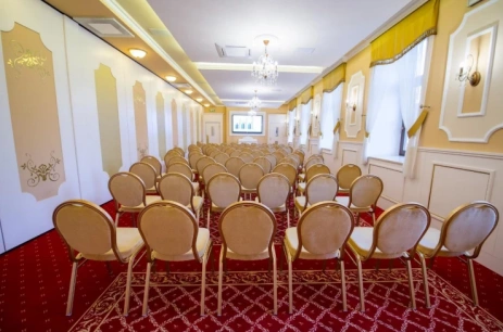 Sala konferencyjna Sala Konferencyjna A w Centrum Szkoleniowo-Konferencyjne „Browar Sulewski” Hrubieszów
