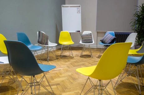 Sala konferencyjna The Maples w i-View Meetings Warszawa