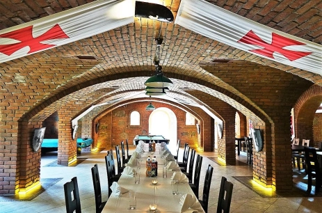 Sala konferencyjna Sala Rycerska w Hotel*** Dwór Mystkowo Płońsk