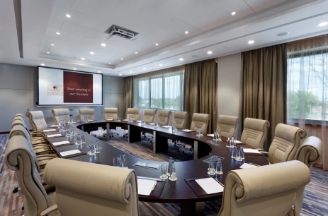 Sala konferencyjna Boardroom w DoubleTree by Hilton Hotel & Conference Centre Warsaw Warszawa