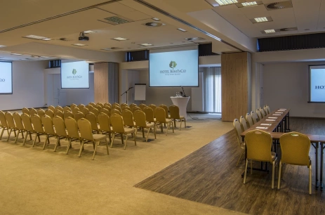 Sala konferencyjna Potrójna w Hotel BoniFaCio SPA & Sport Resort Sochocin