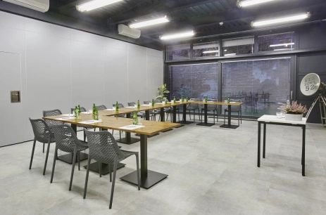 Sala konferencyjna Sala II Niskie Patio w ARTHOTEL STALOWA 52 Warszawa