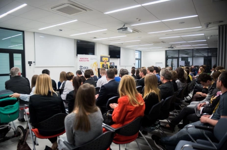 Sala konferencyjna CAPSLOCK w IDEA Przestrzeń Biznesu Bydgoszcz