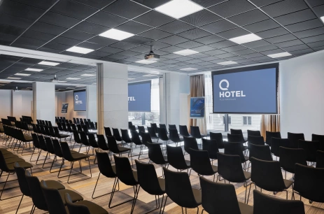 Sala konferencyjna Mocca + Frappe + Chili w Q Hotel Plus Wrocław Wrocław