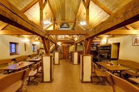 Sala konferencyjna Karczma w Country Club Nowy Folwark Września