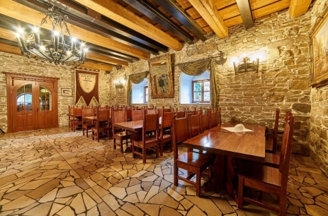 Sala konferencyjna Sala biesiadna w Folwark Stara Winiarnia Mszana Dolna