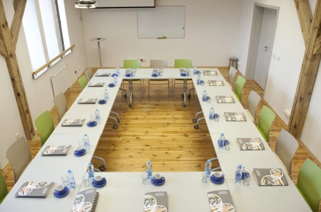 Sala konferencyjna Sala A w Międzynarodowe Centrum Spotkań Młodzieży Toruń