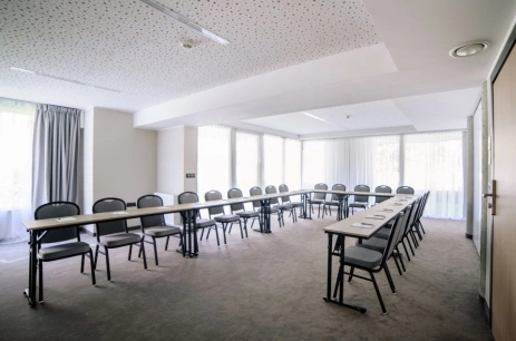 Sala konferencyjna Cynamon + Imbir w Hotel Almond Business & SPA (wkrótce Grano Hotel**** Gdańsk Riverside) Gdańsk