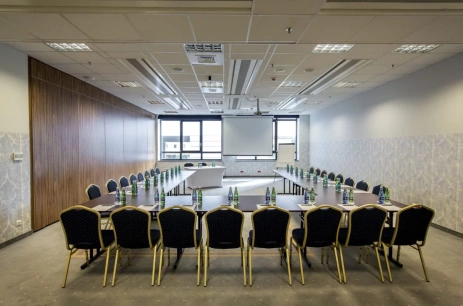Sala konferencyjna Benci w Leonardo Royal Warsaw Hotel Warszawa