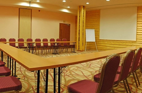 Sala konferencyjna Parlour Junior Tále (B+M) w HOTEL PARTIZÁN**** Congress & Wellness resort - Slovakia Tále - Słowacja