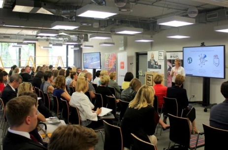 Sala konferencyjna Sala konferencyjna A w Centrum Konferencyjne YouNick Poznań