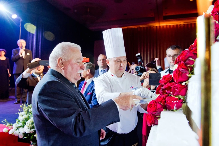Urodziny Prezydenta Lecha Wałęsy podczas XVIII Forum Humanum Mazurkas