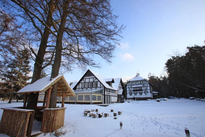 Zima na Mazurach? Tylko w Jabłoń Lake Resort!