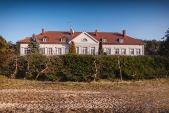 Weranda Home – wyjątkowe miejsce eventowe w sercu Puszczy Zielonki