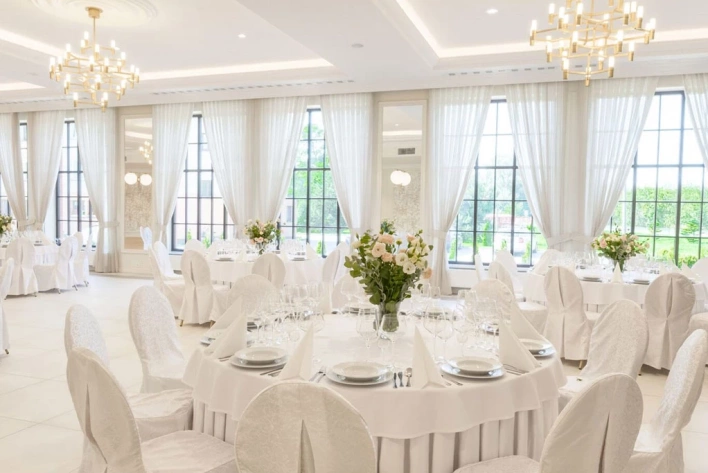 Zaplanuj bankiet w Villi Aromat! 