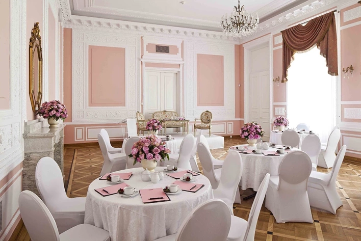 Zrób wrażenie na gościach i zorganizuj konferencję w zabytkowych murach Pałacu Prymasowskiego