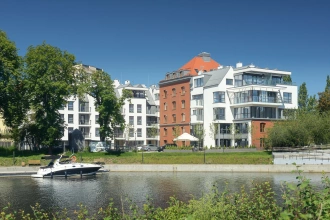 Tak blisko, tak spokojnie... magia dawnych murów Hotelu Almond