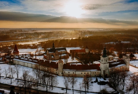 Biznesowa podróż w czasie – Hotel Podklasztorze