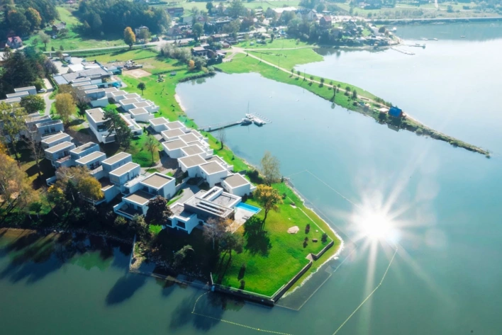 Tam, gdzie desing i nowoczesna architektura łączy się z malowniczymi krajobrazami - oto Lemon Resort Spa