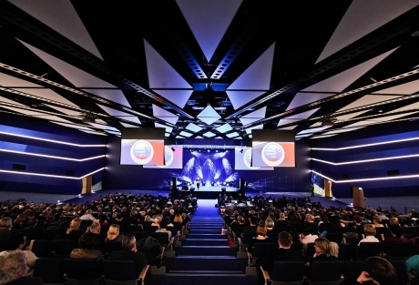 Miejsce na konferencję i szkolenie w sercu Poznania, zaraz obok Dworca PKP - poznaj Poznań Congress Center