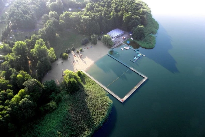 Zorganizuj konferencję w malowniczym Przemęckim Parku Krajobrazowym - umożliwia to Hotel Trzy Jeziora!