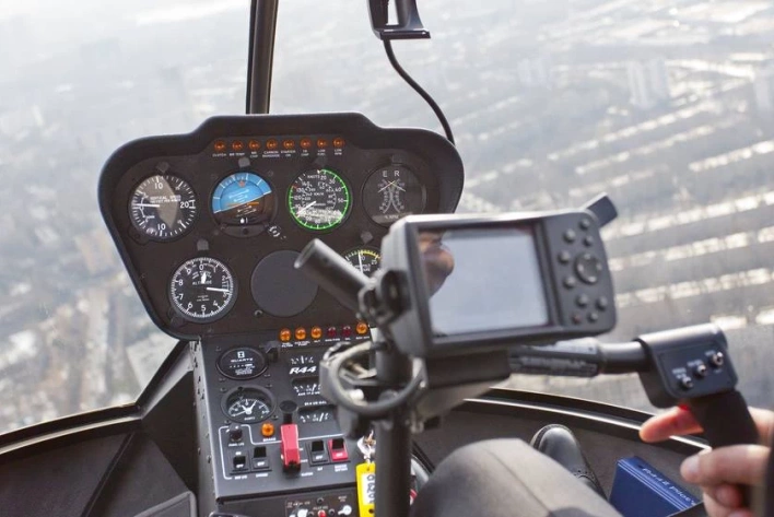 Lot helikopterem - Kraków z innej perspektywy. Skorzystaj z oferty Hotelu Lenart.