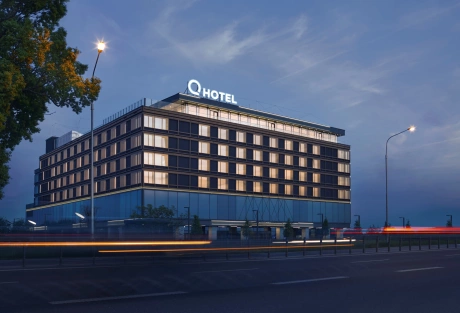 Q Hotel Plus Wrocław Bielany - nowoczesny hotel na konferencję o 4-gwiazdkowym standardzie!
