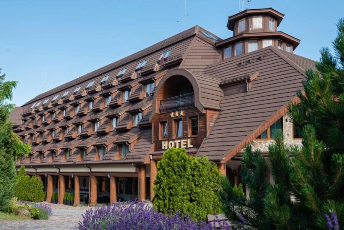 Majówka 2023 na Kaszubach - sprawdź, co oferuje Hotel Szymbark!