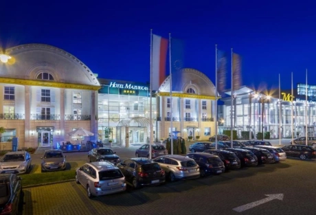 MCC Mazurkas Conference Centre & Hotel - eleganckie centrum konferencyjne w sercu Polski!