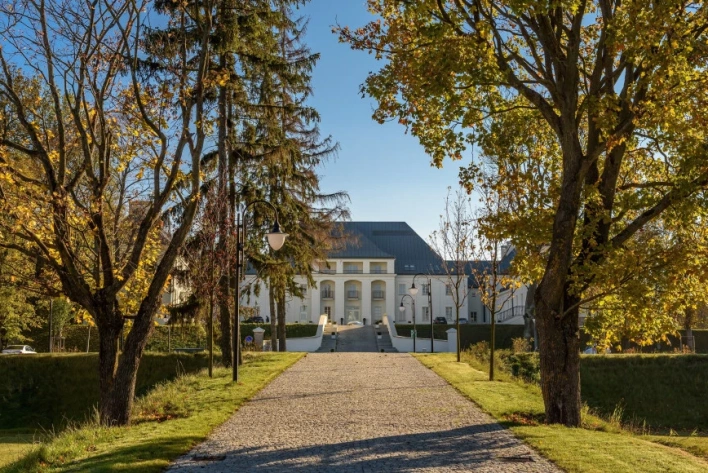 4-gwiazdkowy hotel w Janowie Podlaskim, eleganckie miejsce na konferencje i szkolenia - poznaj Zamek Janów Podlaski!