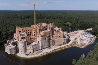 Zamek w Stobnicy otwarty na majówkę 2024?!