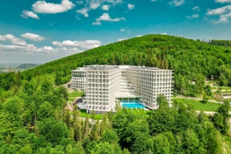 Crystal Mountain w Wiśle zdobywa prestiżową nagrodę 3 MEETING STARS od KONGRES MAGAZINE!