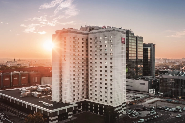 Hotel w centrum Poznania - Novotel & ibis Poznań Centrum i jego nowoczesne sale konferencyjne