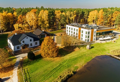 Wyjątkowy hotel w Wielkopolsce - Hotel Odpocznia Resort i Las! Na konferencję, wypoczynek i integrację