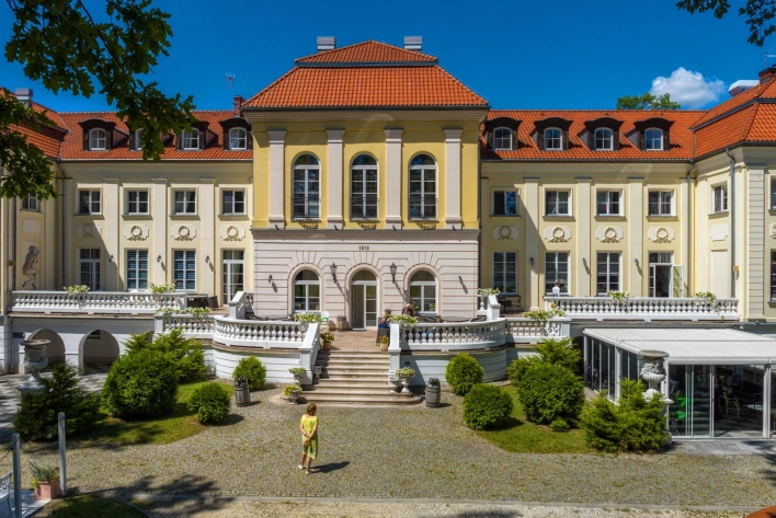 Twój biznes w zgodzie z naturą - konferencje na tle parku pełnego inspiracji! Hotel Pałac Alexandrinum