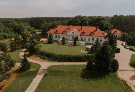 Las, jezioro, cisza – konferencje blisko Poznania w Weranda Home