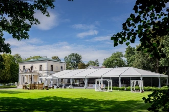 Eventy w otoczeniu pałacowych ogrodów – Pałac Rozalin pod Warszawą