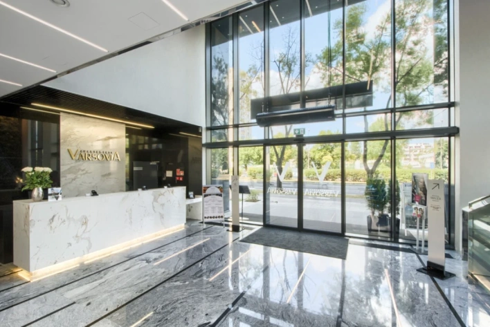 Varsovia Apartamenty Kasprzaka – nowoczesna przestrzeń konferencyjna i biznesowa w sercu Warszawy