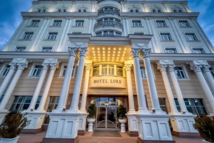 Hotel 4-gwiazdkowy w Warszawie - Hotel Lord Warsaw Airport, Twoje centrum biznesu i wydarzeń w stolicy!