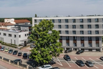 Nowoczesny styl i biznesowy prestiż w sercu Gór Świętokrzyskich - poznaj Hotel Europa Starachowice!