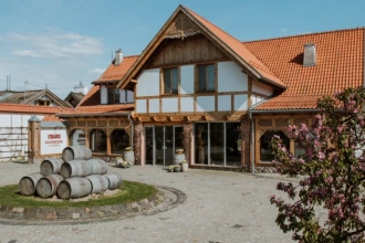 Konferencje nad jeziorem w Głęboczek Vine Resort & SPA