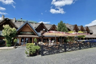 Hotel Górski Wolbórz – konferencje, szkolenia i noclegi w klimatycznym obiekcie biznesowym