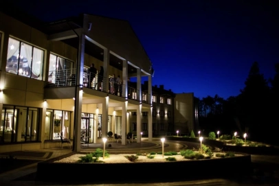 Wydarzenia biznesowe nad jeziorem? Poznaj ofertę SANVIT Lake Resort & Spa ***