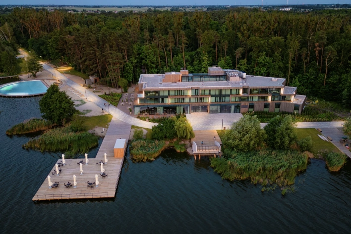 Event nad jeziorem w Wielkopolsce? Poznaj athotel35