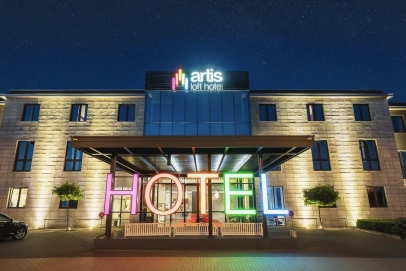 Artis Loft Hotel oficjalnie z kategorią 4 gwiazdek. Ważny krok w rozwoju obiektu pod Warszawą!