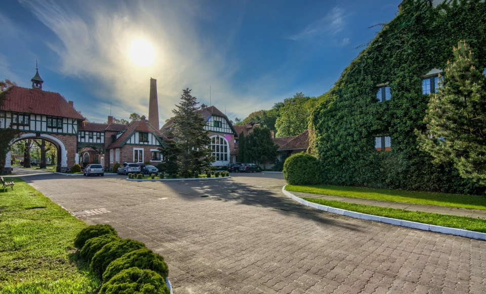 Kadyny Folwark Hotel & Spa